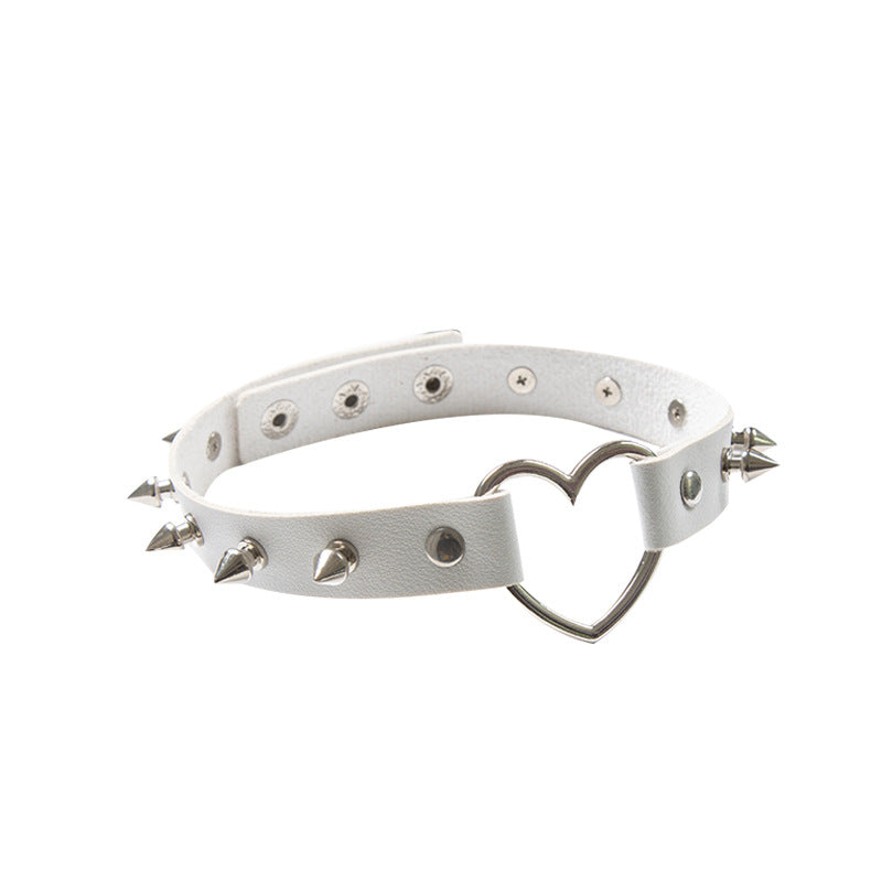 Pointed Rivet Leather Peach Heart Love Clavicle Chain Neck Collar