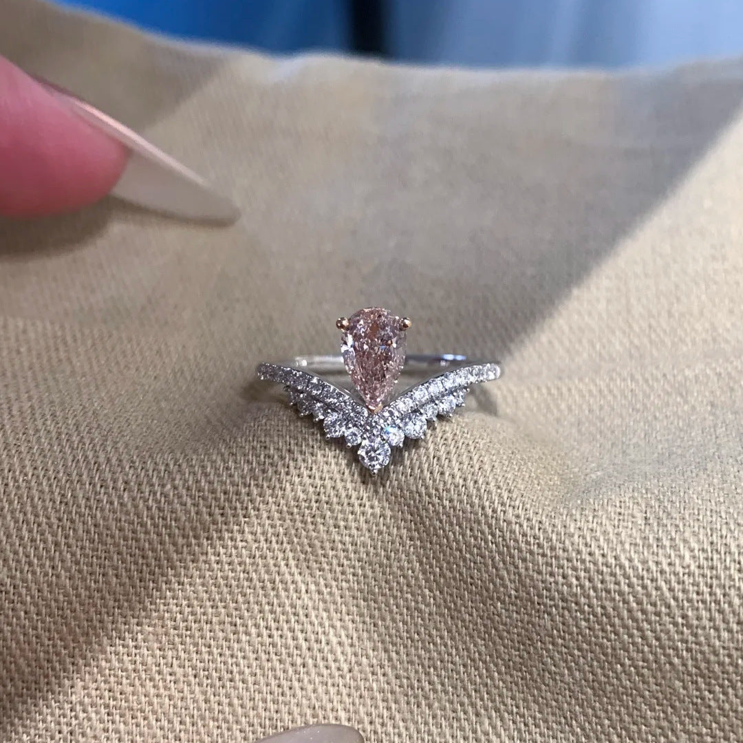 Women's Flower Cut Cube Sugar Wheat Leaf Flashing Light Luxury Drop-shaped Ring
