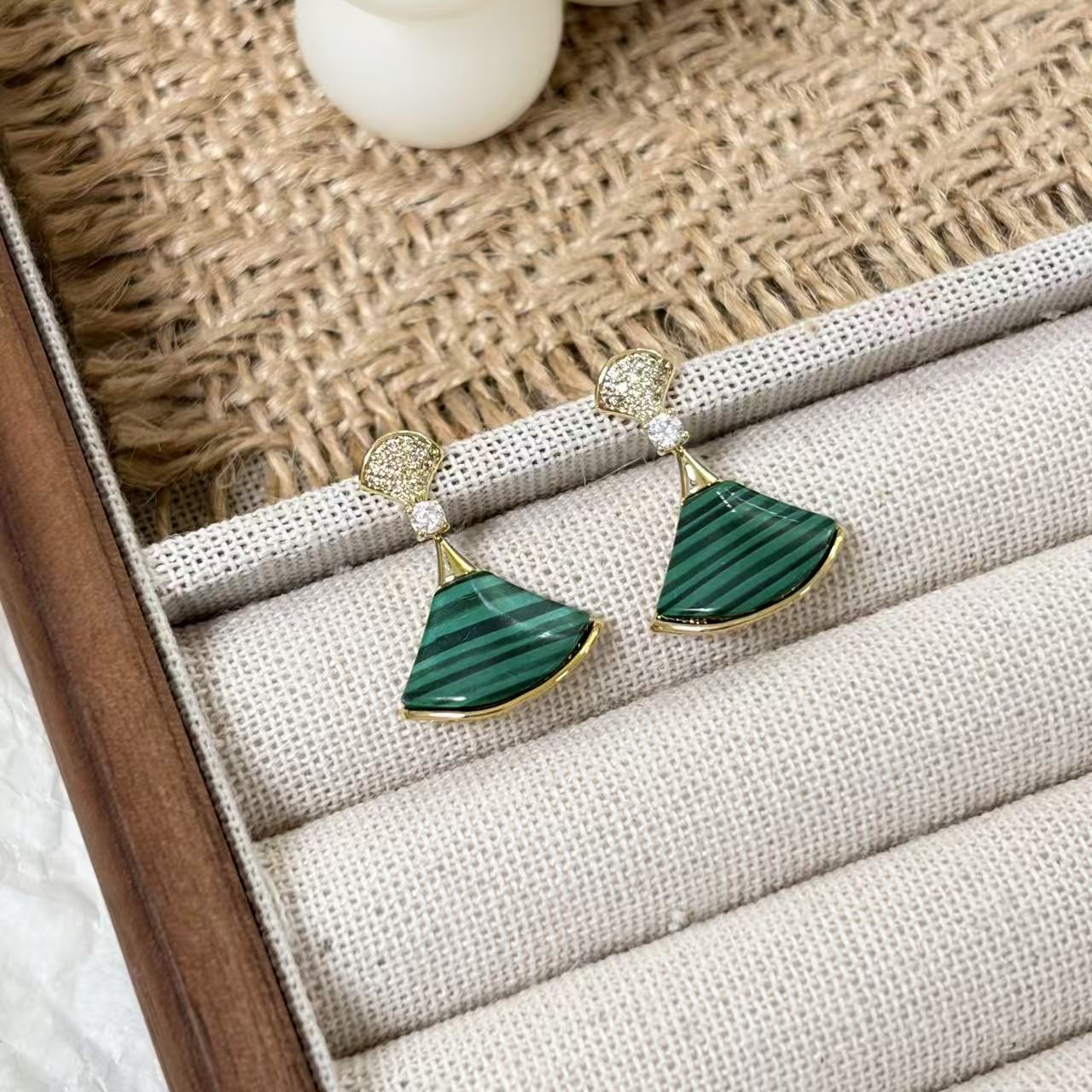 Skirt Sier Needle Light Luxury High-grade Sensitive Earrings