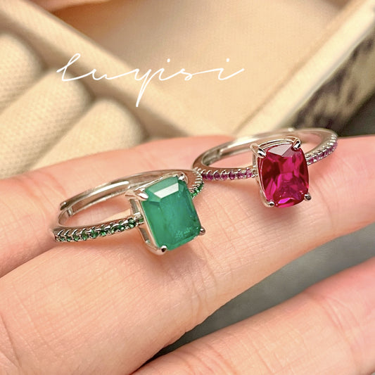 Women's Artificial Emerald Inlaid High Carbon Diamond Rings