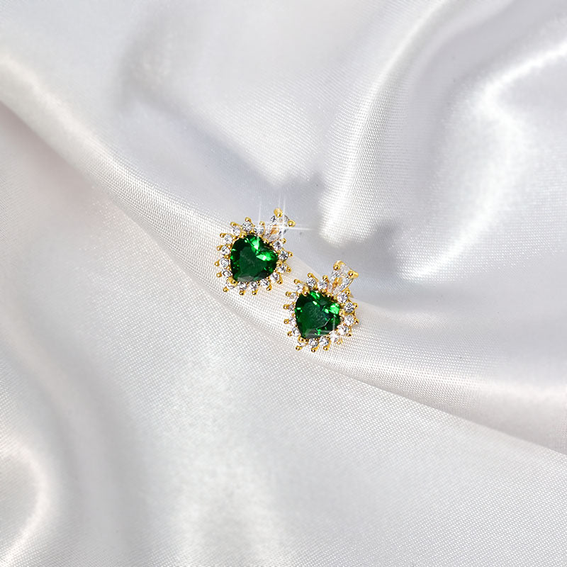 Women's Green Zircon Inlaid Design High-grade Love Titanium Steel No Necklace