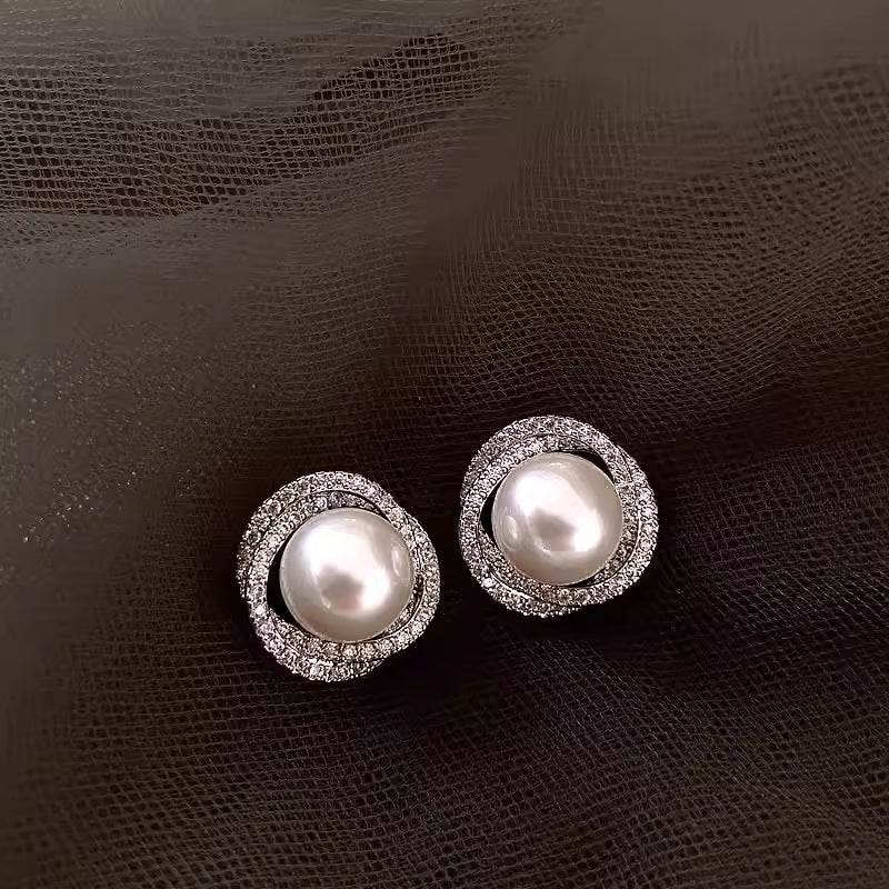 Quality Sier Korean Style Simple Light Stud Earrings