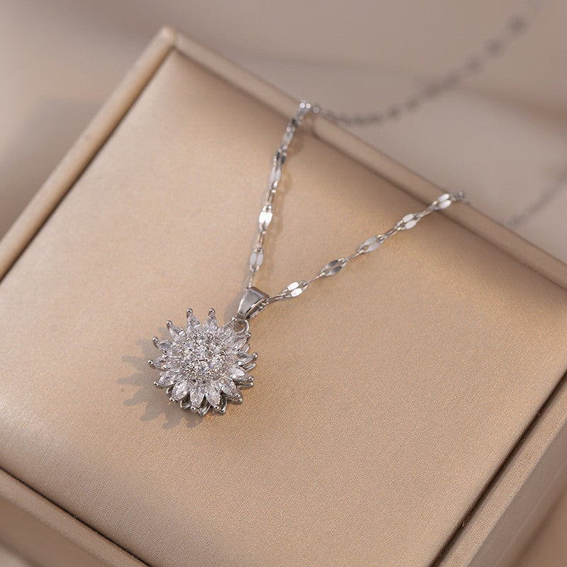 Women's Colorful Flower Titanium Steel Clavicle Chain Necklace