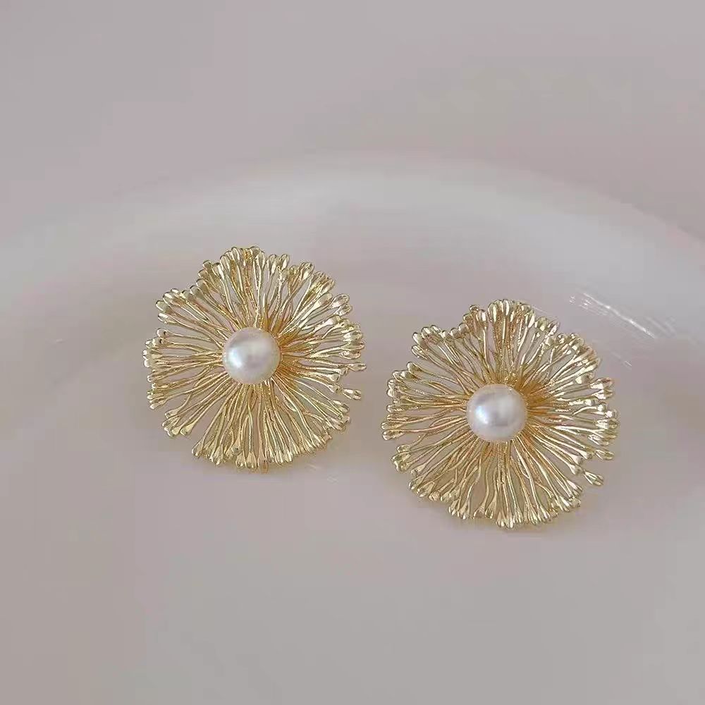 Sier Needle Metal Pearl Flower Fashion Unique Design Ear Earrings