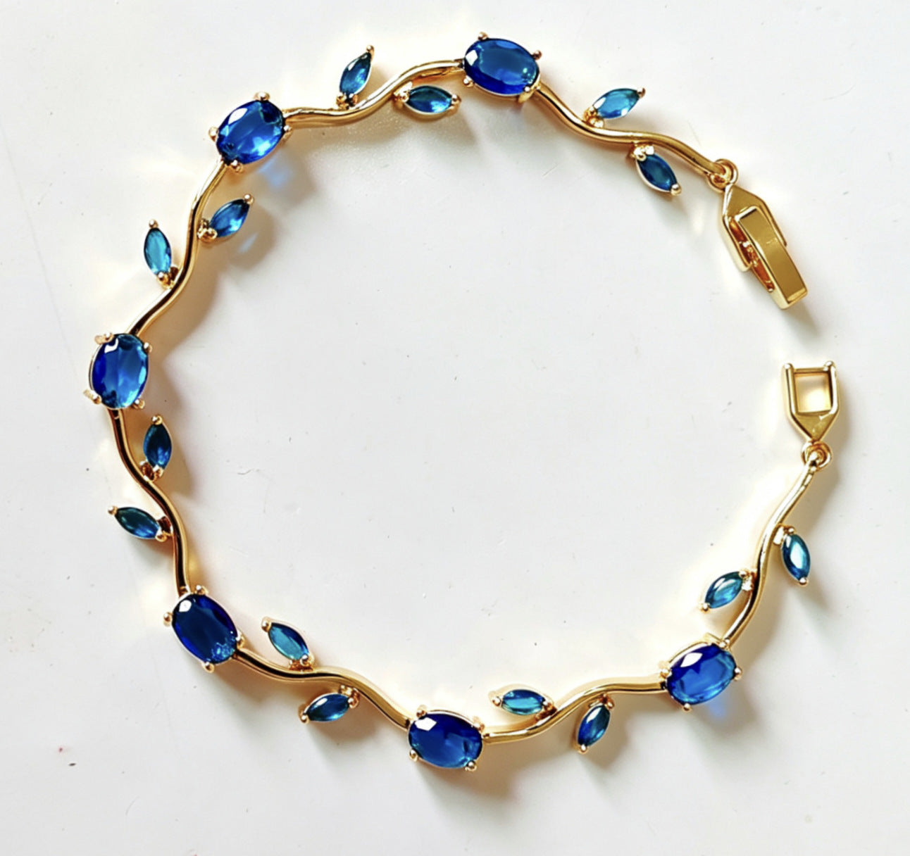 Horse Eye Zircon Gold-plated Copper Female Light Luxury Minority Style Bracelet