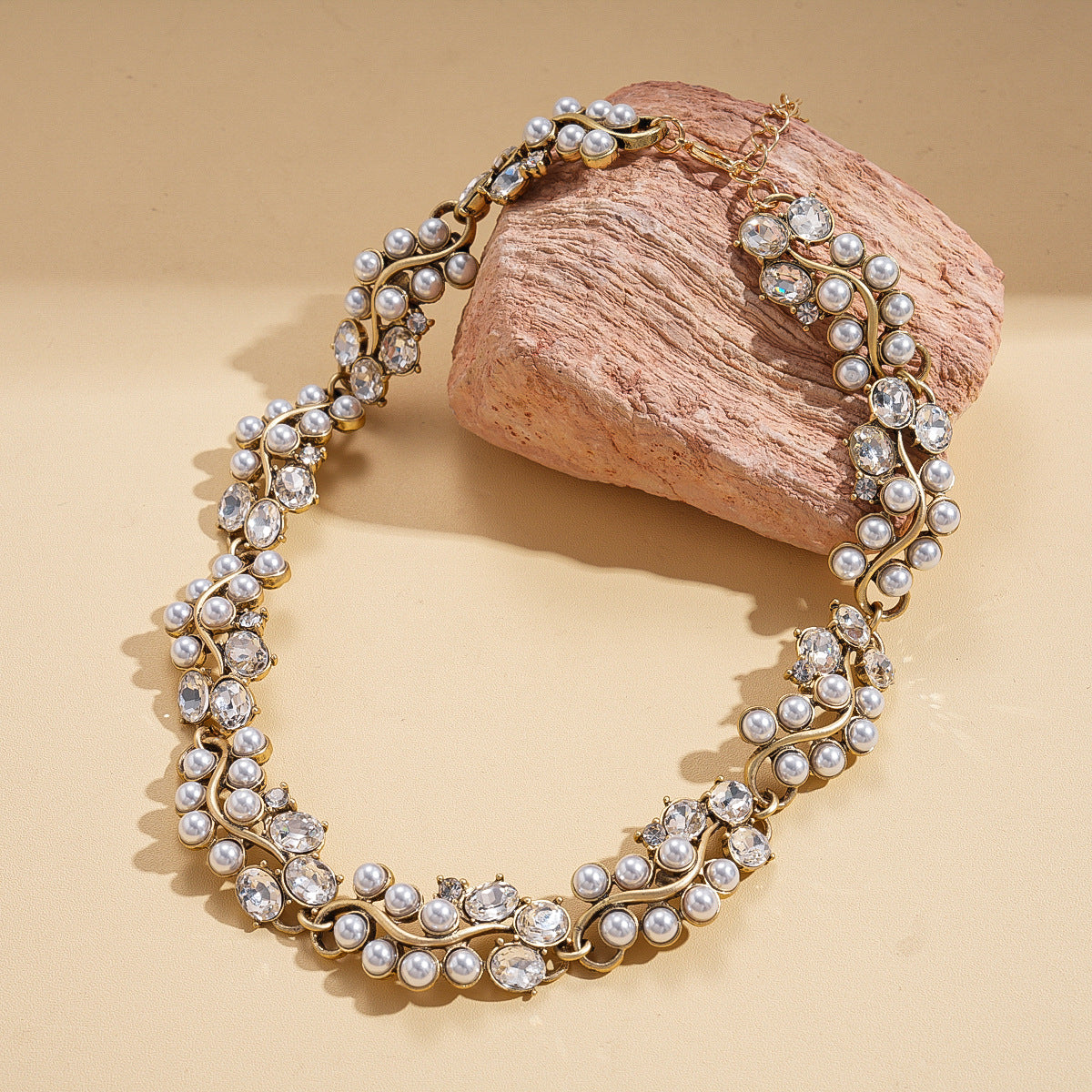 Style Turquoise Blue Diamond Flower Ear Light Luxury Minority Clavicle Necklaces