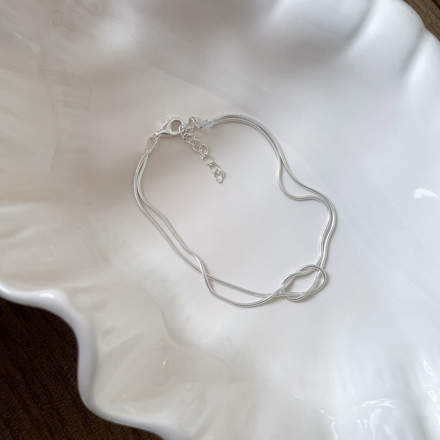 Women's Simple Fashion Snake Bones Chain Connecting Cold Style Design Bracelet