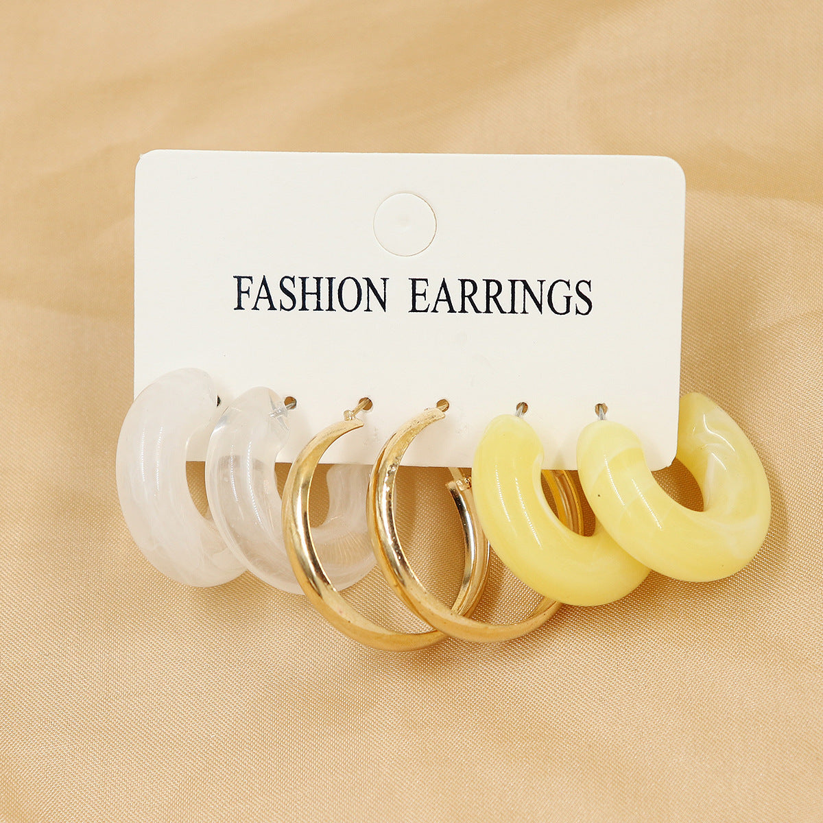 Women's Fresh Summer Versatile Acrylic Round Pairs Plastic Earrings