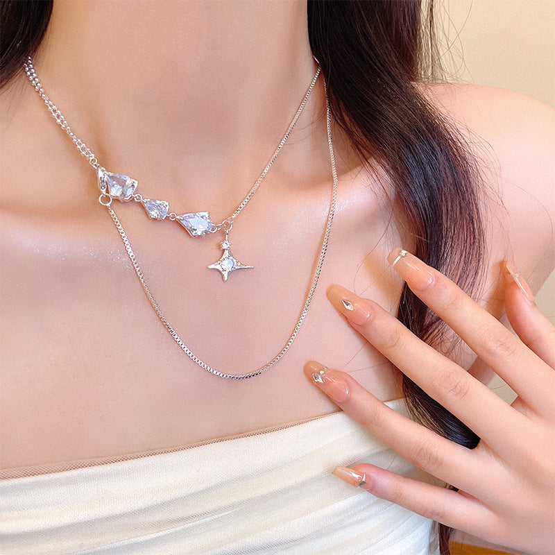Super Flash Zircon Female Light Luxury Minority Design Sense Clavicle Necklaces