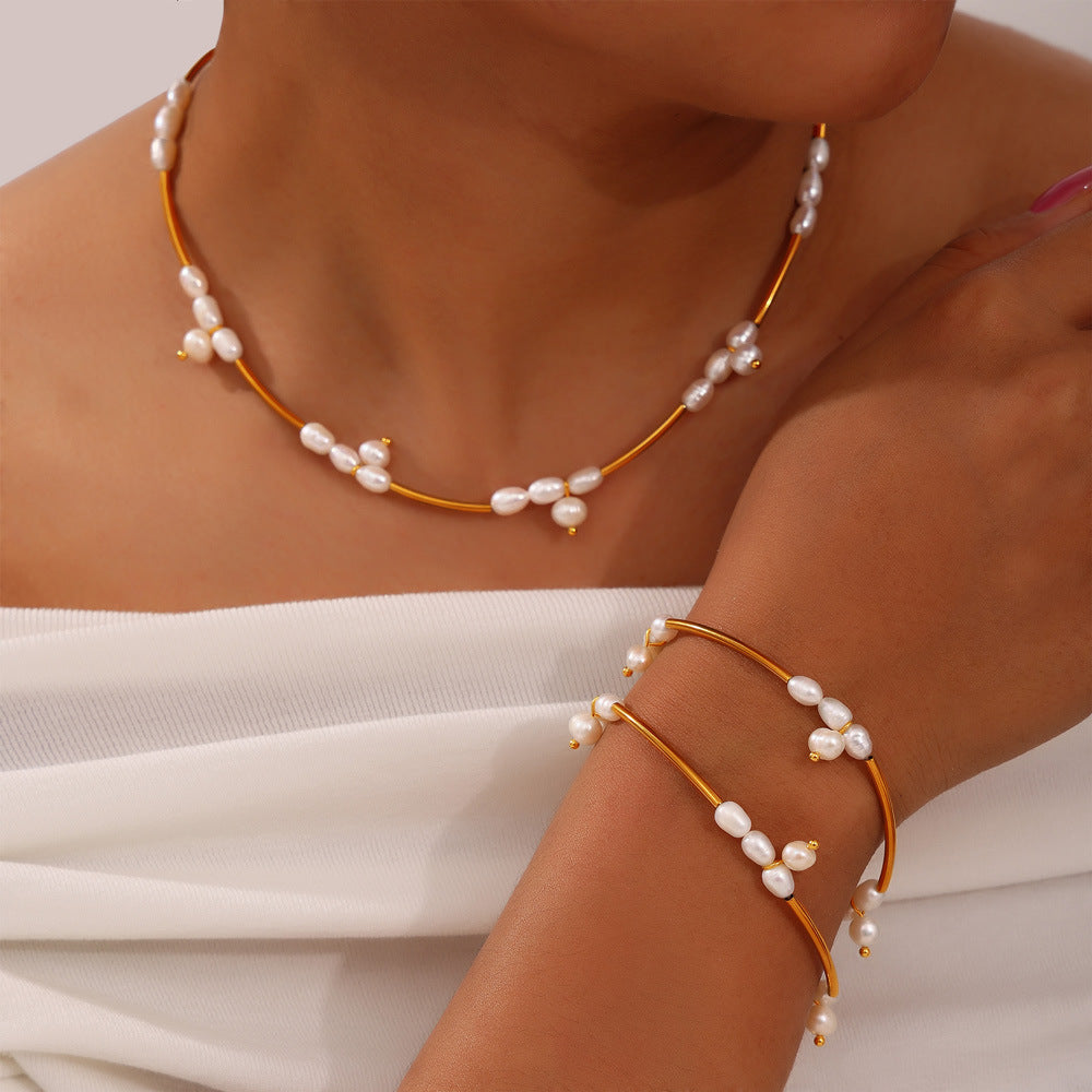 Simple Temperament Gentle Affordable Luxury Style Fresh Water Stringed Pearls Jewelry Set