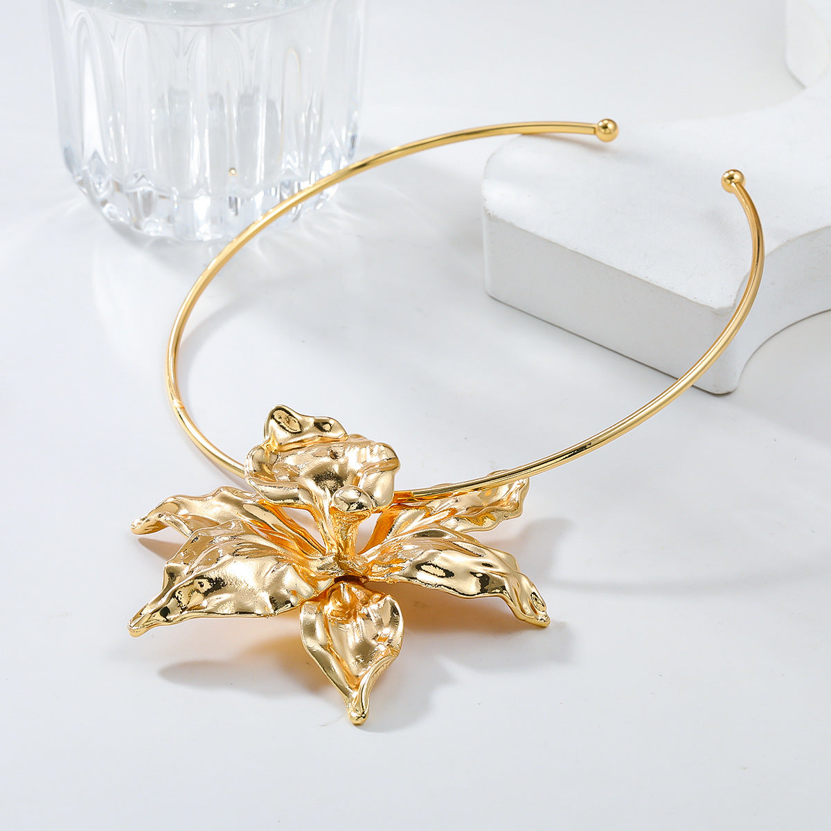 Women's Summer Alloy Flower Hip Hop Trendy Beautiful Necklaces