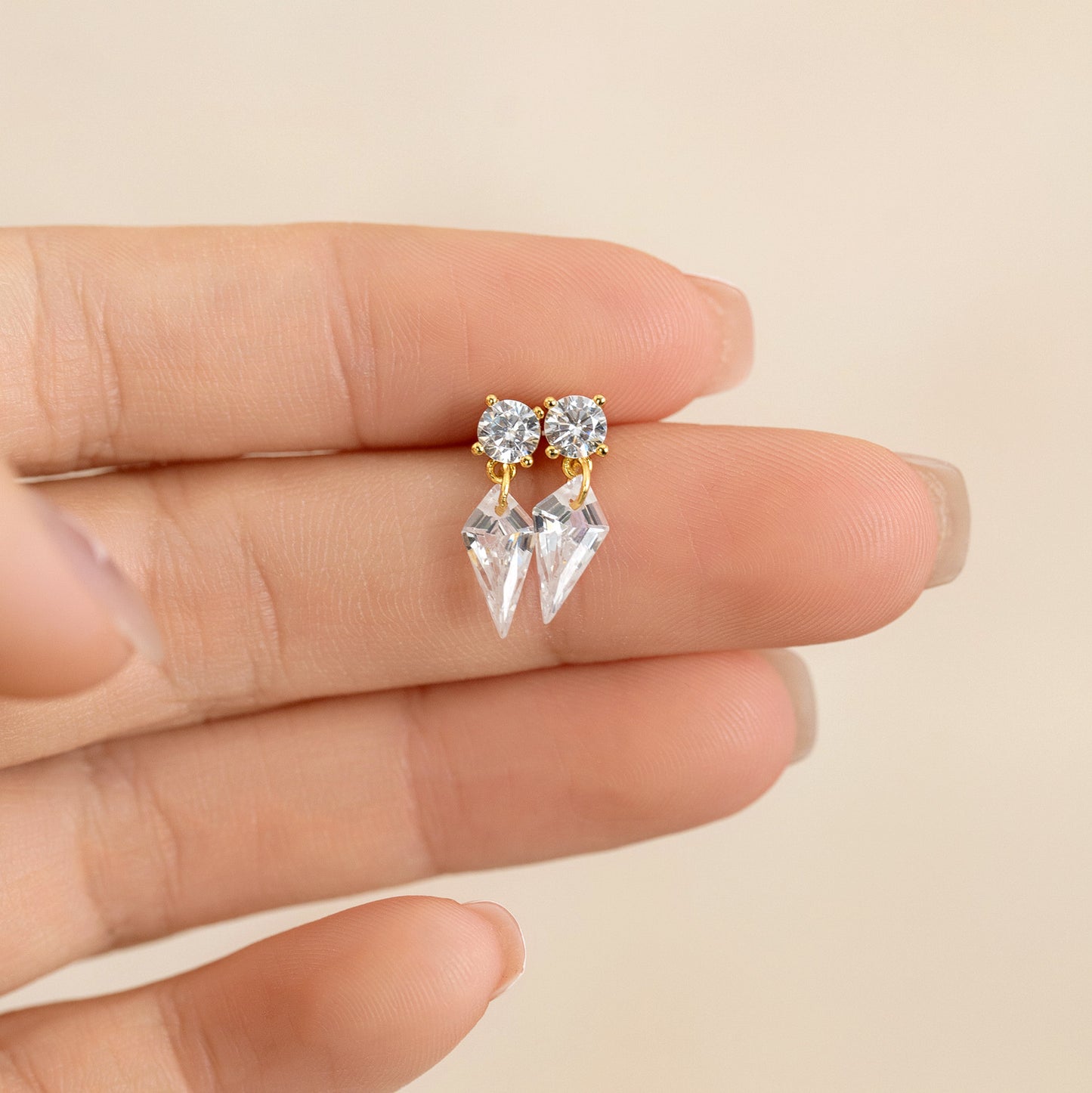 Flash Diamond Fringed Zircon Female Minority Simple Temperament Cold Feeling Stud Earrings