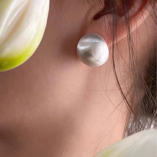 Women's Metal Brushed Frosted Ball Fashion Commuter High-grade Earrings