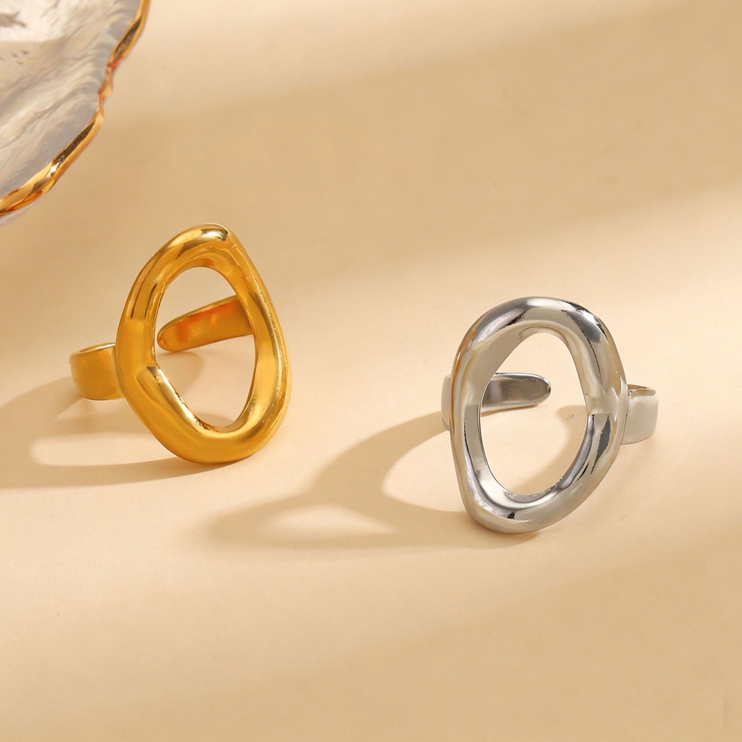 Steel Irregular Shaped Oval Niche High-grade Ring