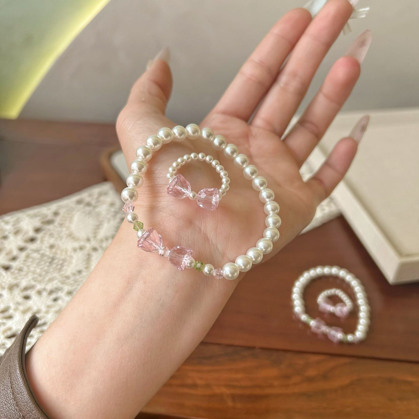 Limited Pink Crystal Lily Shell Pearls Design Exquisite Bracelet