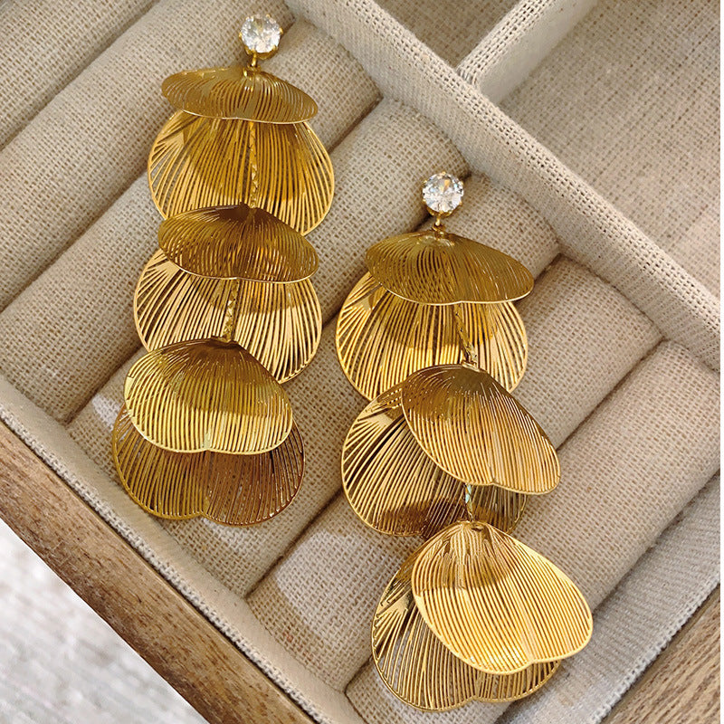 Women's Simple Beautiful Flowers For Design High-grade Gas Tassel Earrings