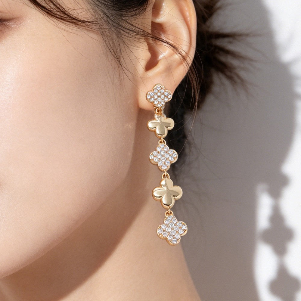 Women's Clover Light Luxury Exquisite High-grade Retro Fashion Jewelry Set
