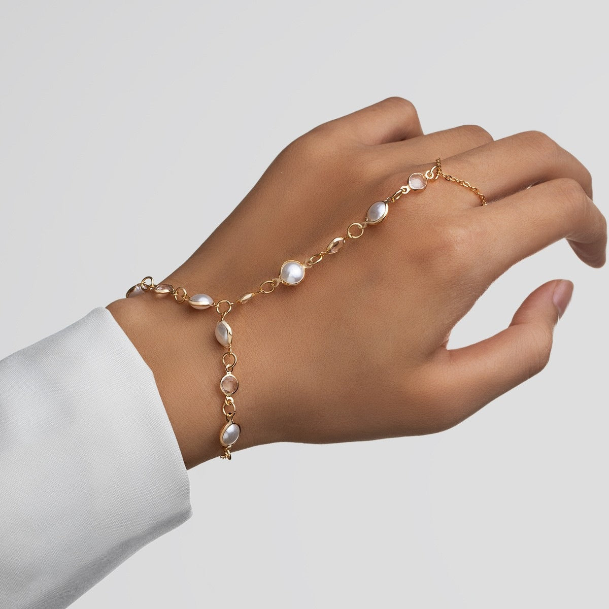 Fashion Simple Affordable Luxury Metal Finger Versatile Ladies Bracelets