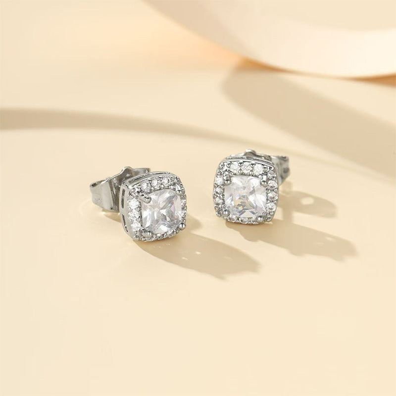Inlaid Zirconium Color Retaining Ear Simple Earrings