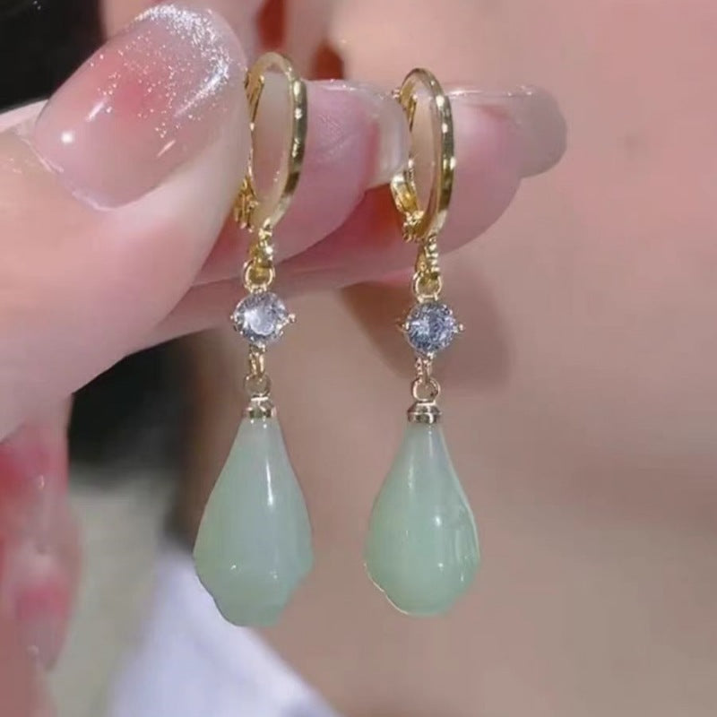 Chinese Style Green Magnolia Water Drop Tassel Antique Fashionable Stud Earrings