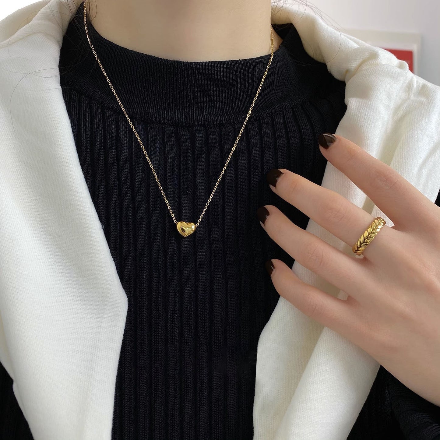 Women's Heart Special Interest Light Luxury Design Necklace