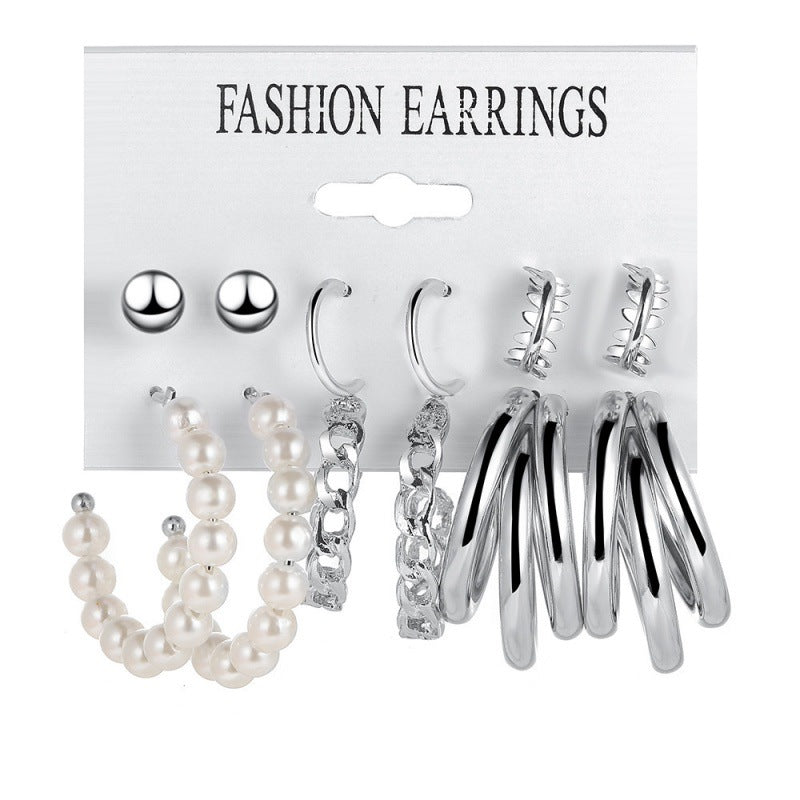 Women's Retro Gold Geometric Suit Fashion Pearl With Earrings