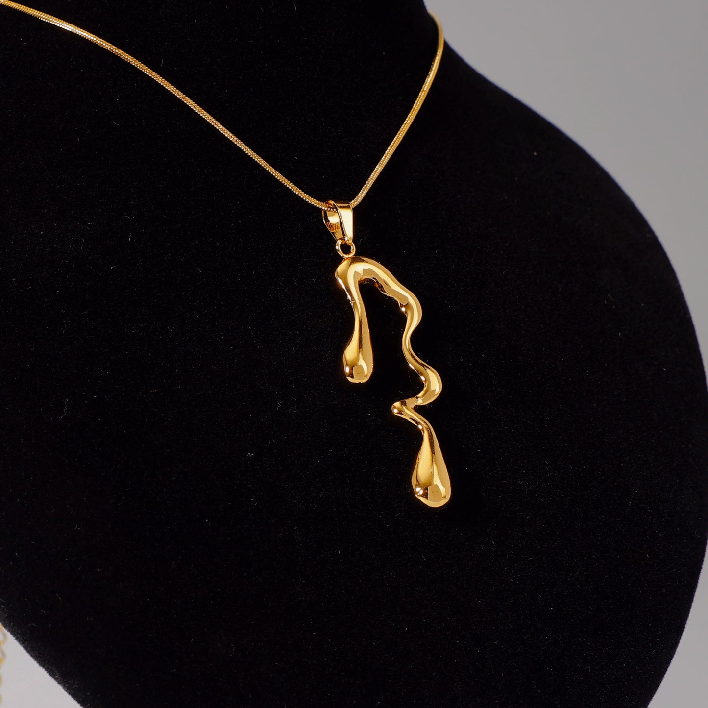 Titanium Steel Stainless Fashion Simple Light Luxury Gold Pendants