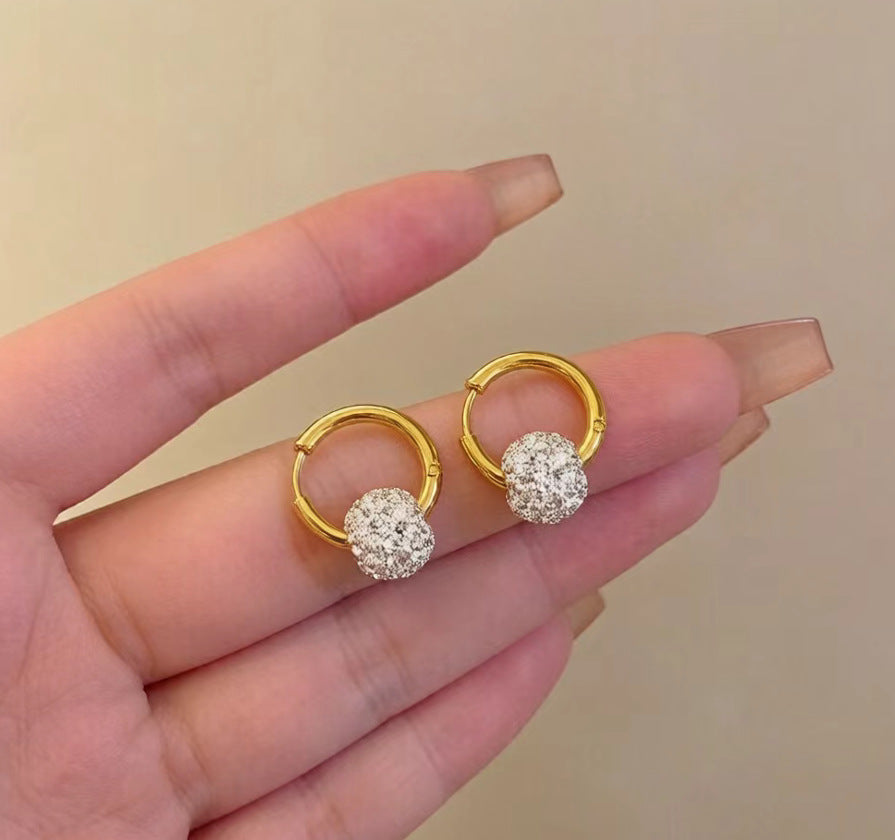 Diamond Female Simple Light Luxury High Sense Niche Ear Clip Earrings