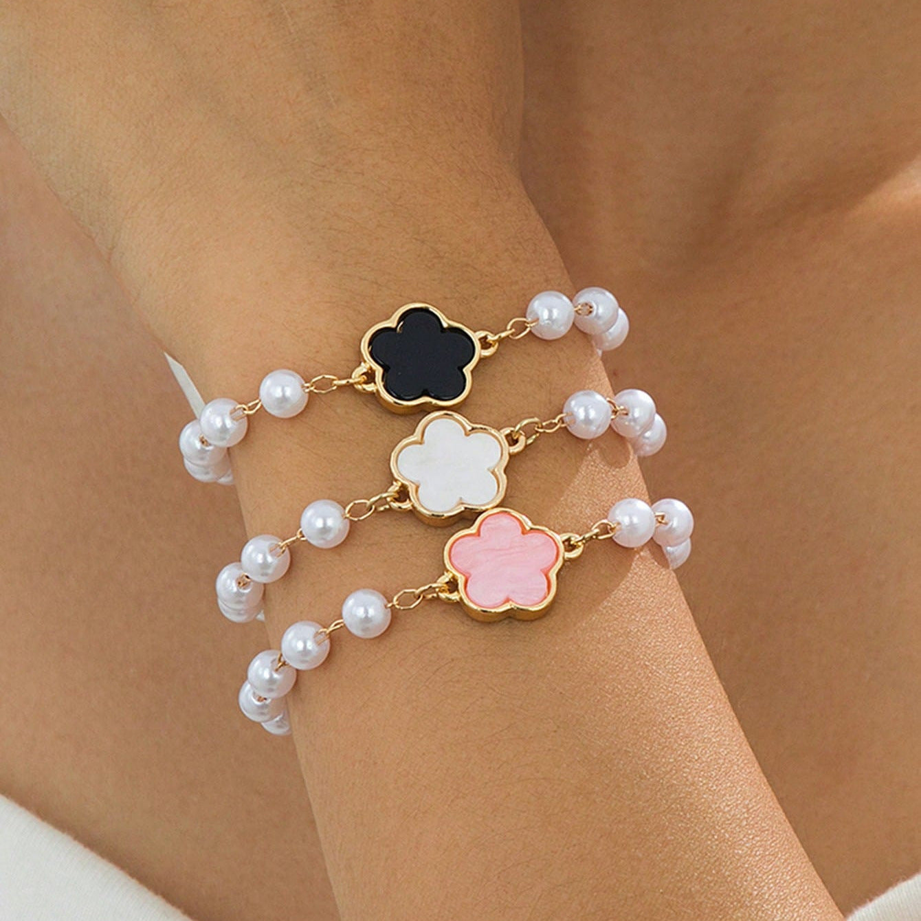 Luxury High Sense Flower Female Simple Niche Bracelets