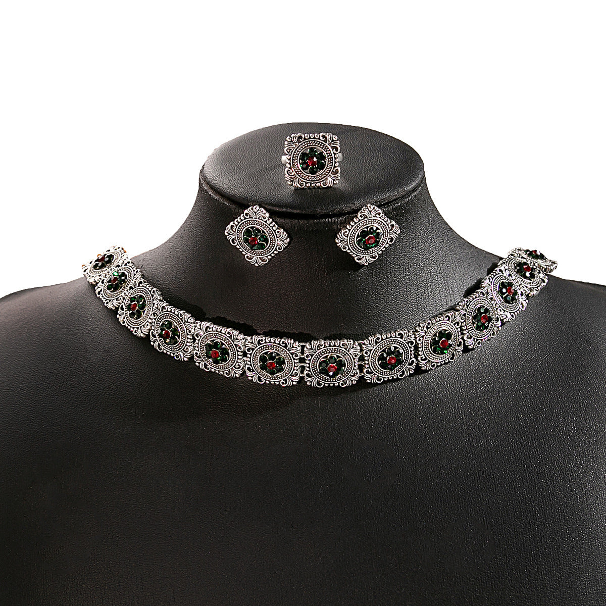 Women's Suite Retro Court French Pearl Water Jewelry Set