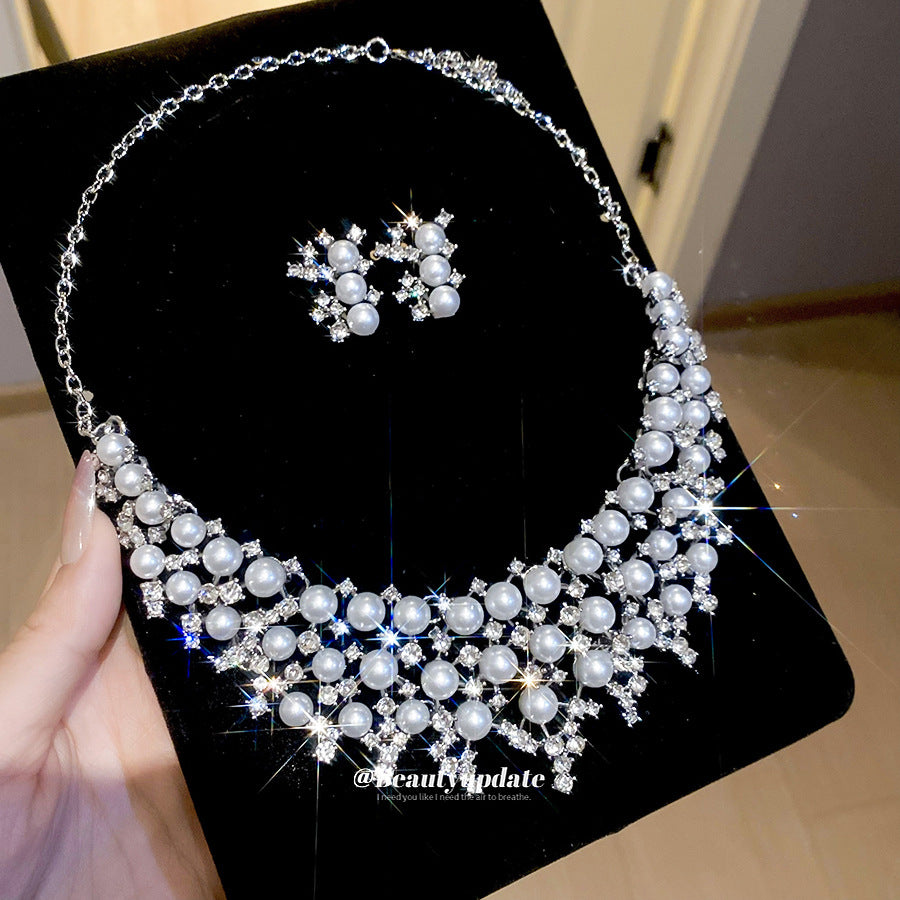 Ear Suit Light Luxury High-grade Dress Dinner Jewelry Set