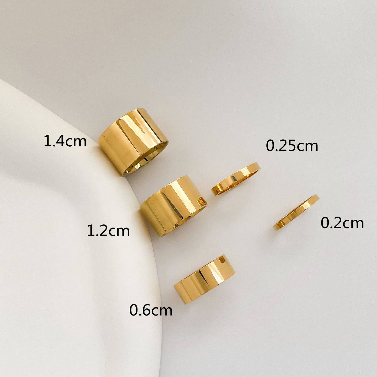 Simple Design Glossy Bright Plane Wide Rings