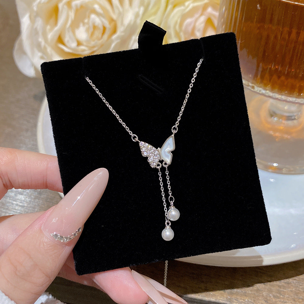 Women's Wild Butterfly Pearl Light Luxury Sweet Necklace