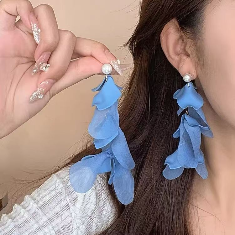 Women's Style Flower Pearl Eardrops Seaside Atmosphere Show Face Rings