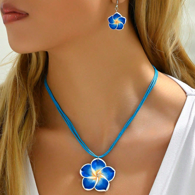 Women's Rich Flower Wax Rope Temperament Suite Necklace