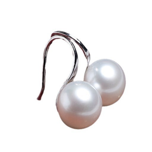 Fresh Simple Style Micro Inlaid Pearls Artificial Pearl Fashion Ladies Stud Earrings