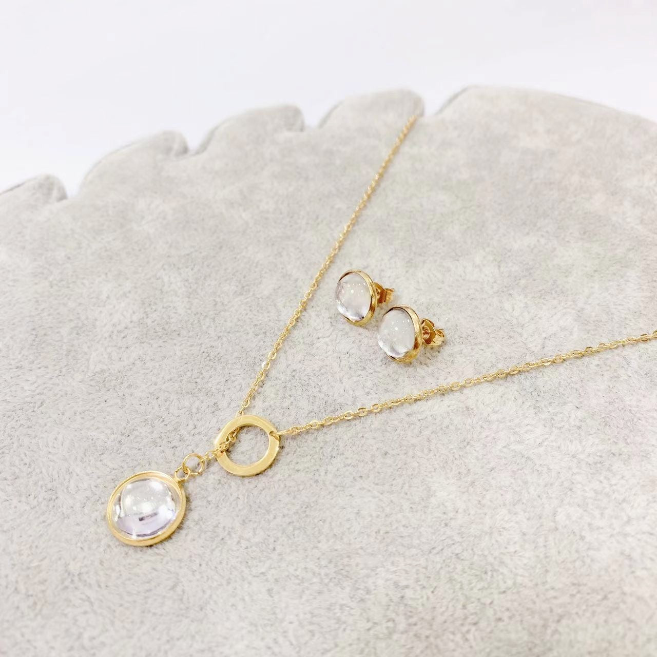 High Quality Color Protection Light Luxury Titanium Necklaces