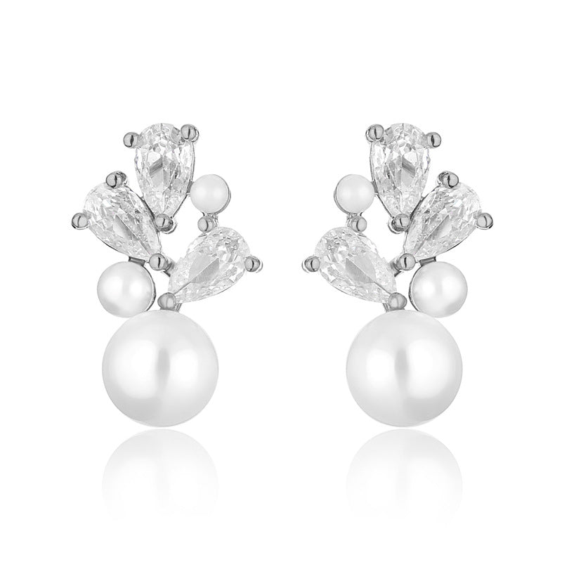 Zircon Pearl Fashion Temperament Bride Sweet Stud Earrings