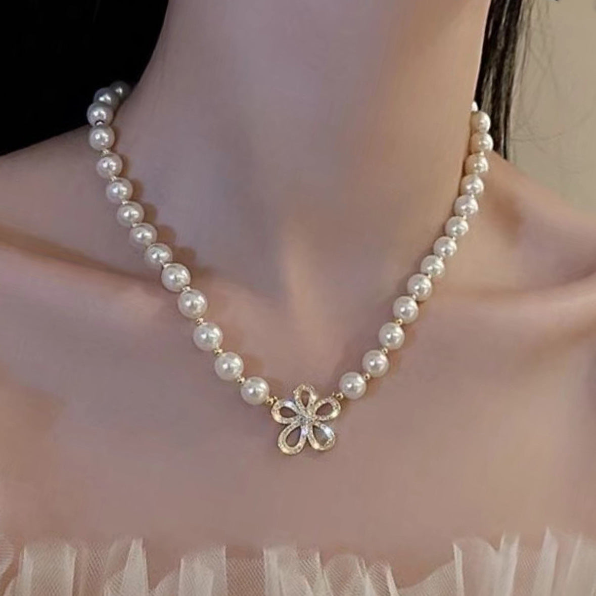 Women's Stitching Heart Clavicle Chain Light Luxury Necklaces