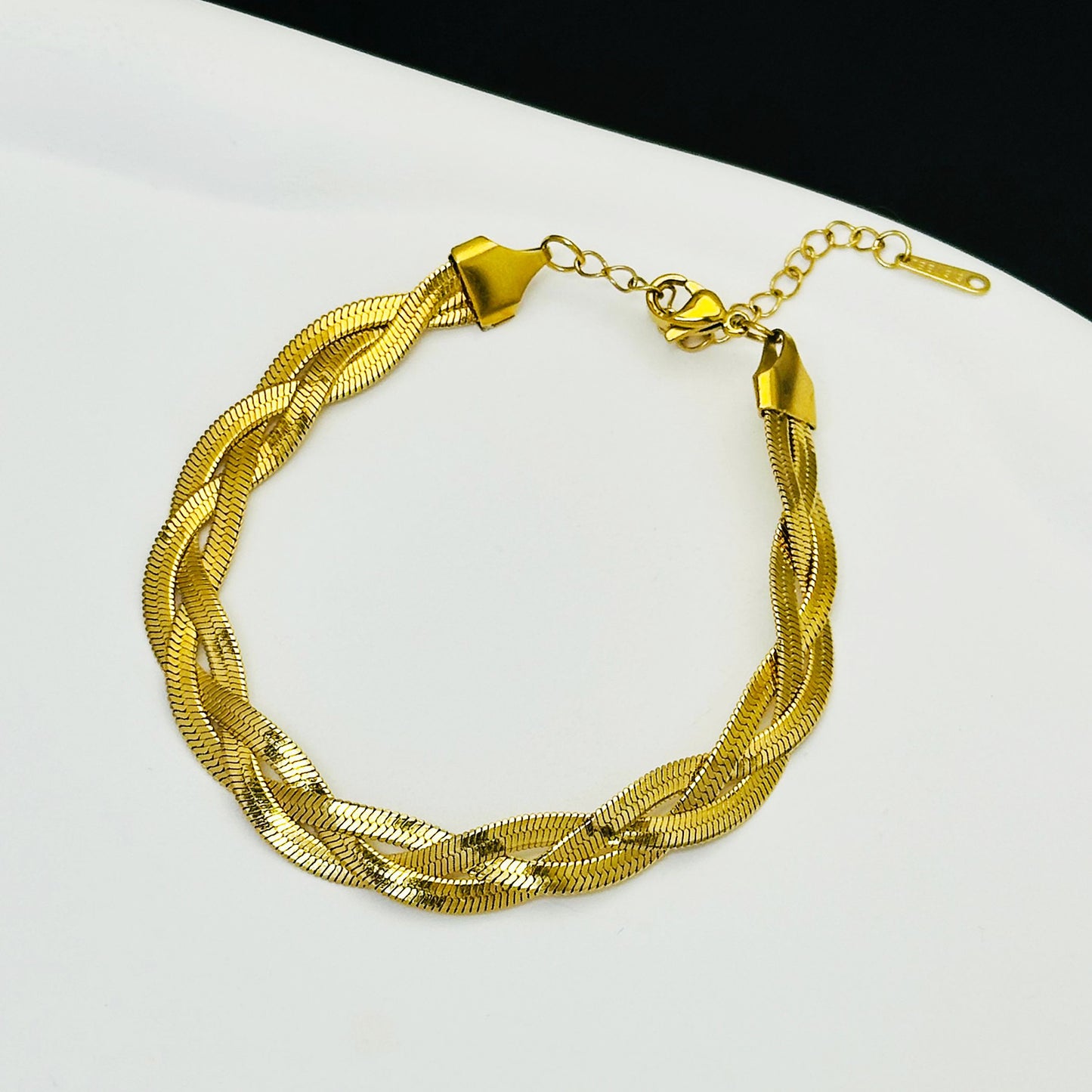 Women's Personality Minimalist Elegant High-grade Gold Cross Necklaces