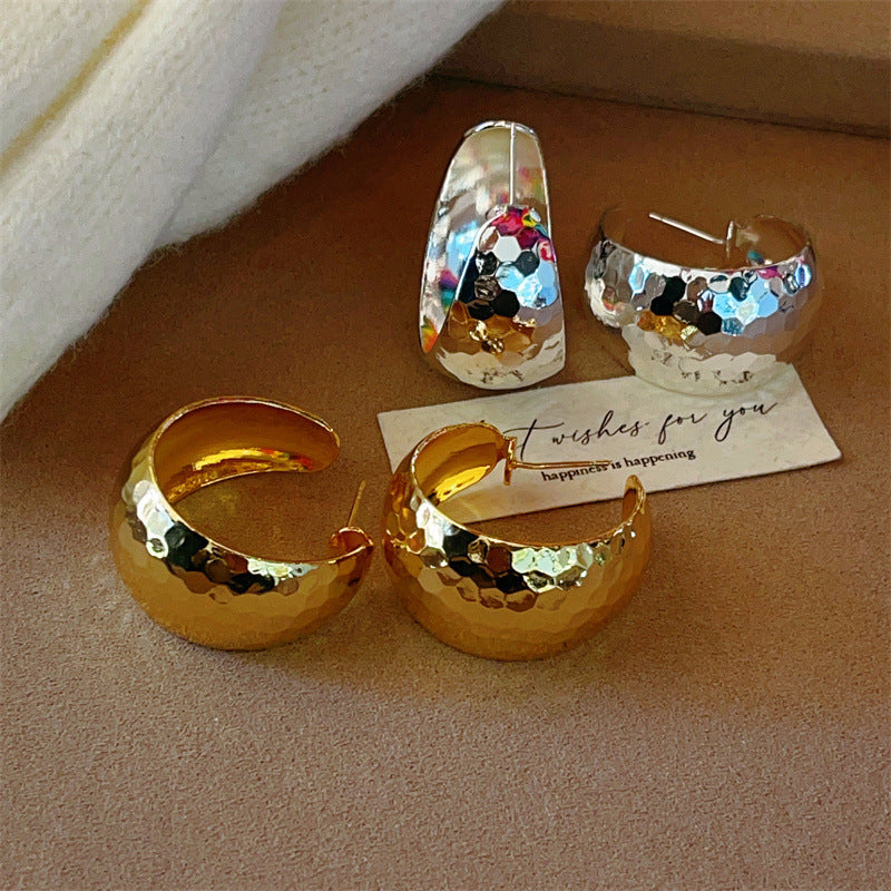 Petty Gold Wide Surface Shaped Ear Simple Elegant Mirror Mosaic Stud Earrings