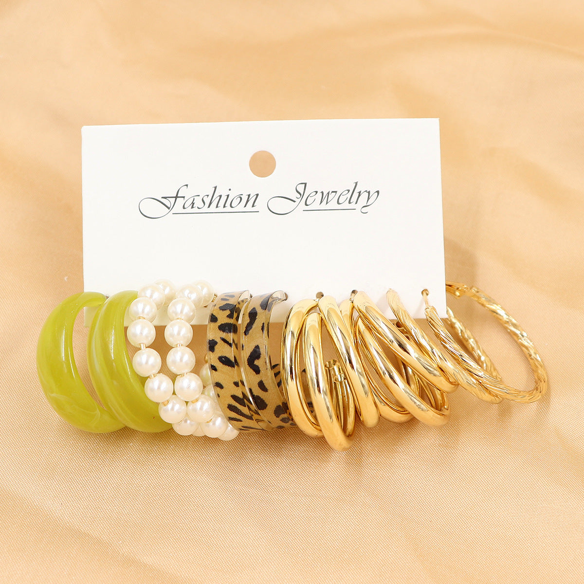 Women's Fresh Summer Versatile Acrylic Round Pairs Plastic Earrings
