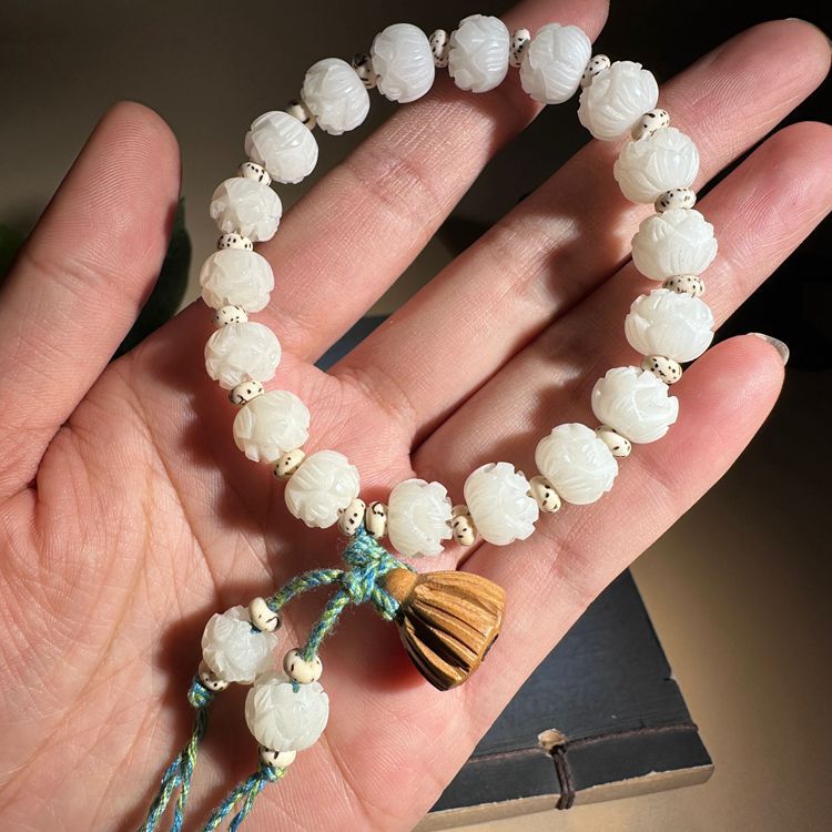 Women's Lotus Beads White Jade Bodhi Buddha Prayer Bracelets