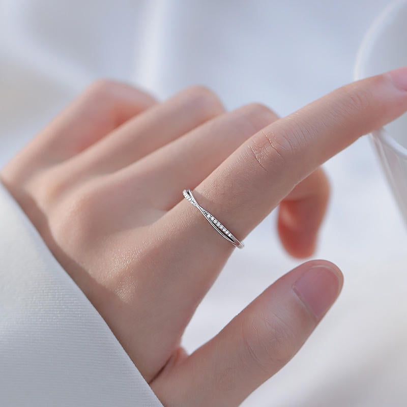 Line Row Diamond Style Simple Cross Rings