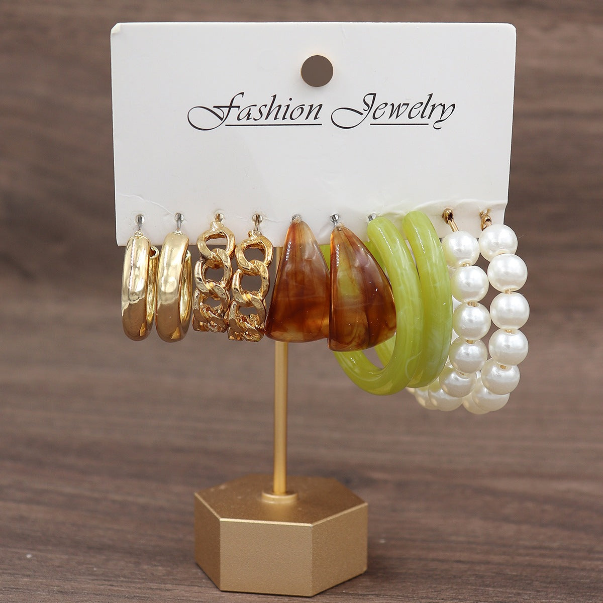 Women's Fresh Summer Versatile Acrylic Round Pairs Plastic Earrings