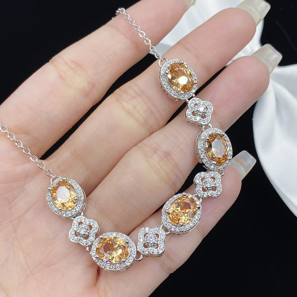 Champagne Zircon Full Diamond Live Simulation Female Fashion Bracelets