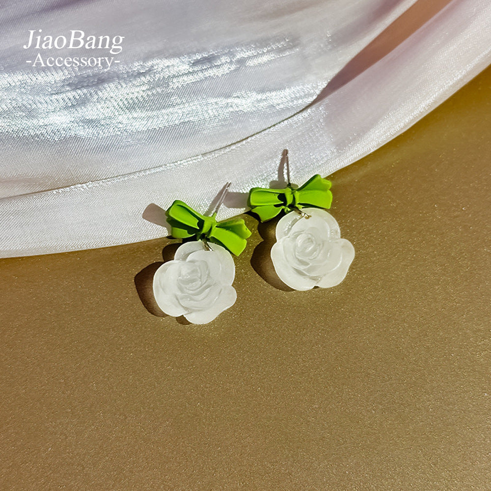 Inlaid Zircon Flower Elegant High-grade Pearl Earrings