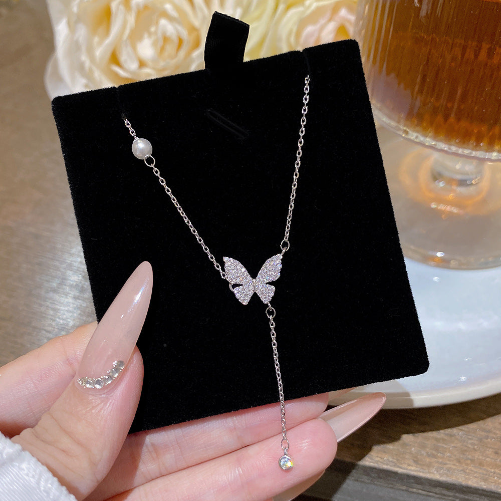Women's Wild Butterfly Pearl Light Luxury Sweet Necklace