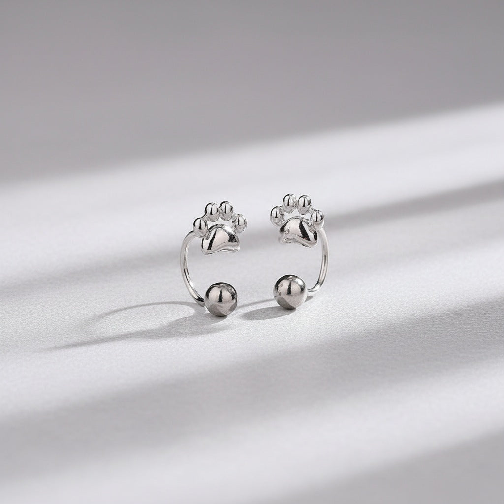 Women's Elegant Screw Tightening Buckle Cat's Paw Light Luxury High-grade Ear Hook