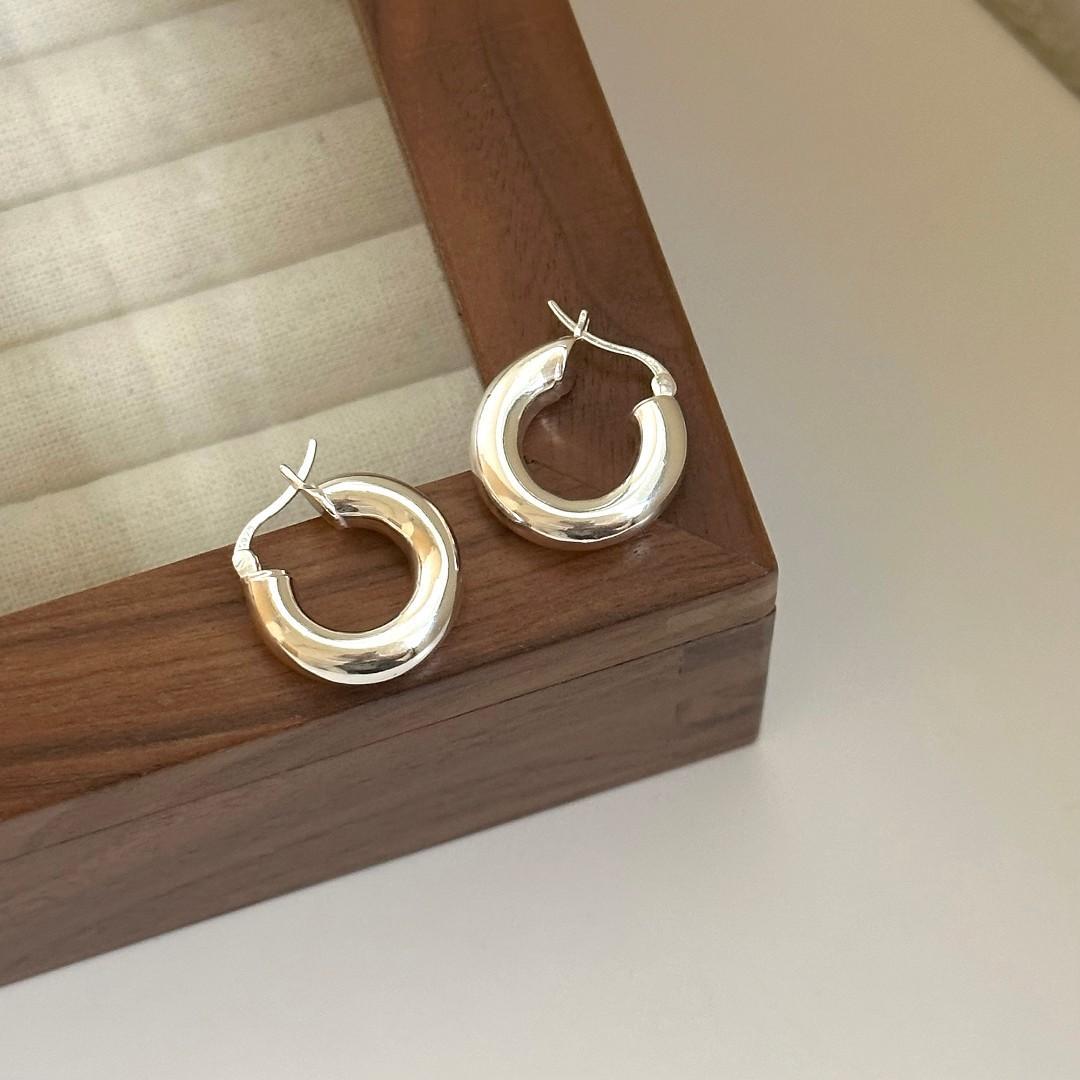 Women's Korean Style Simple Personality O-shaped Round For Ear Earrings